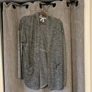 Mudd lightweight cardigan  light gray/black flecks  Medium